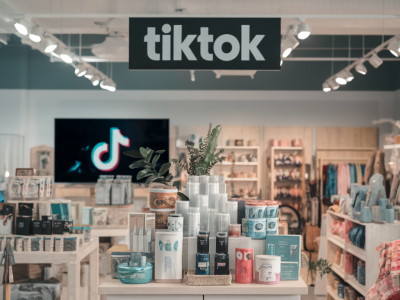 Comment mesurer l'impact des vidéos courtes tiktok sur le panier moyen d'une boutique shopify